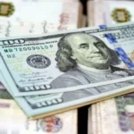 انخفاض الدولار إلى أقل من 50 جنيهاً: أسباب ودلالات