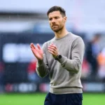 ألونسو يشيد بعودة مودريك إلى تشيلسي بعد غياب طويل