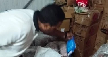 ضبط 1.5 طن من اللحوم والدجاج غير الصالحة بالدقهلية