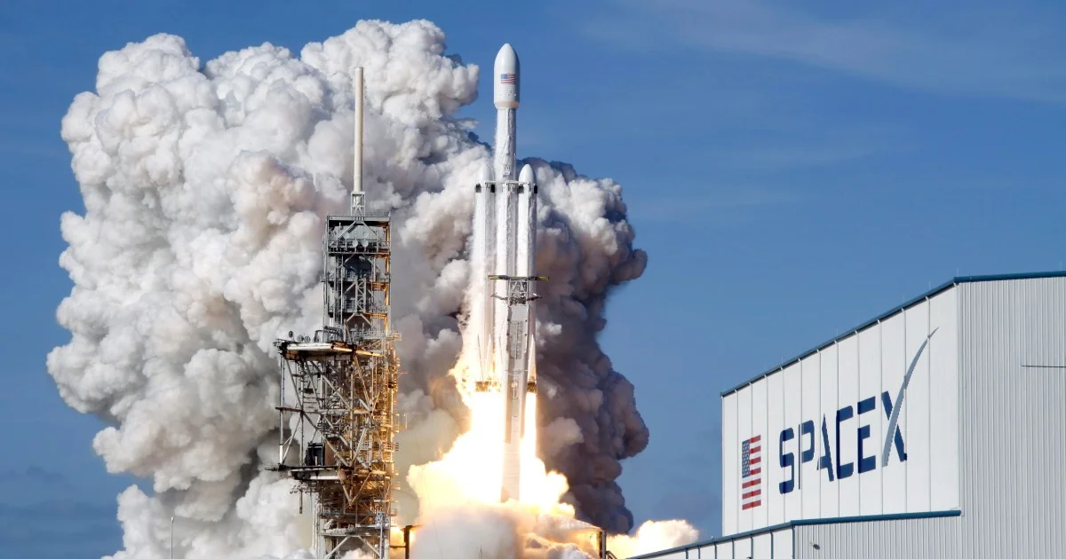 تراجع كبير في أسهم SpaceX بعد تقرير الأرباح الأول