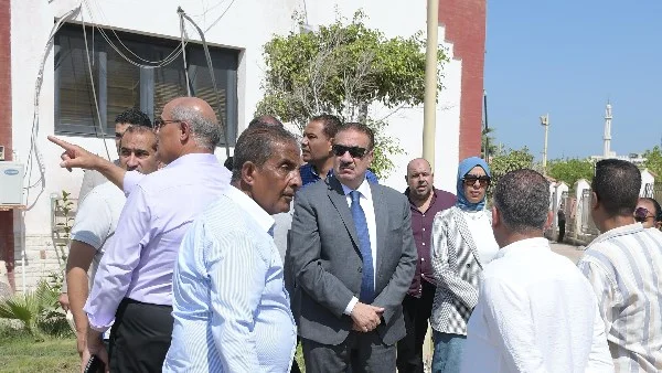 تفقد المحافظ لأعمال النظافة في بورسعيد