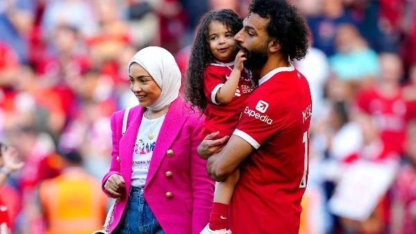 دور زوجة محمد صلاح في انتقاله إلى طرابزون سبور