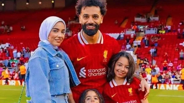 خطأ إعلامي حول محمد صلاح وزوجته في وسائل الإعلام التركية